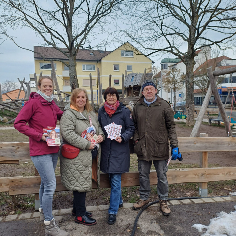 060226 auf dem Markt